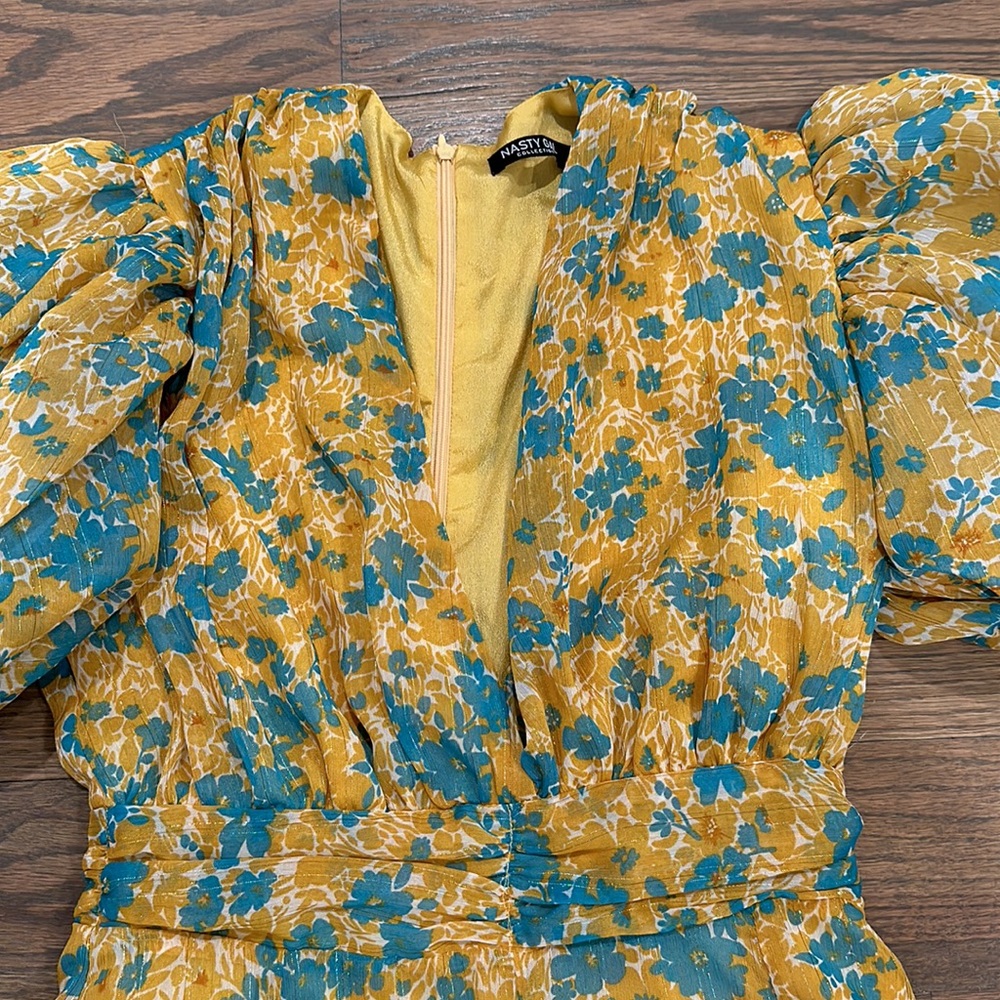 NASTYGAL romper :) - Picture 3 of 7
